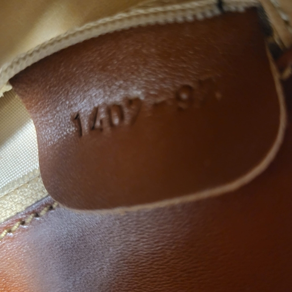 Vintage Authentic Bally leather tote - Picture 10 of 16